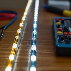 Podłączenie LED: Jak poprawnie zainstalować oświetlenie LED