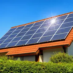  Ile kosztuje fotowoltaika w 2023? Sprawdź ceny paneli słonecznych i montażu instalacji PV