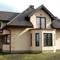 Idealny kolor elewacji do brązowej dachówki: 5 najlepszych propozycji