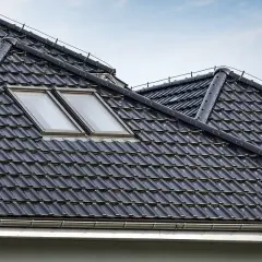 Jaka dachówka ceramiczna czy betonowa? Poznaj fakty przed zakupem
