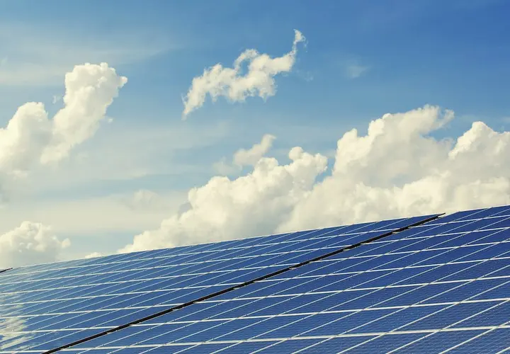  Odnawialne i nieodnawialne źródła energii - przykłady i różnice