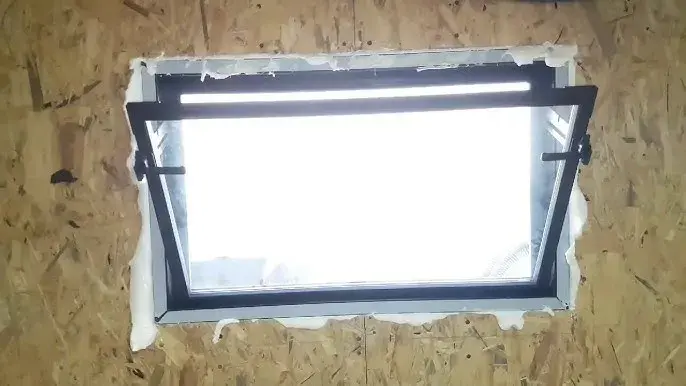 Jak wstawić okno w blaszaku? Poradnik krok po kroku